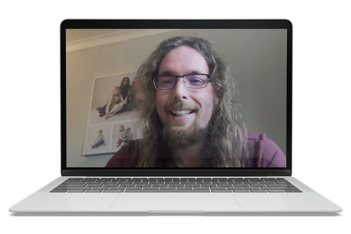 Video Call Tom-Mac-Mock